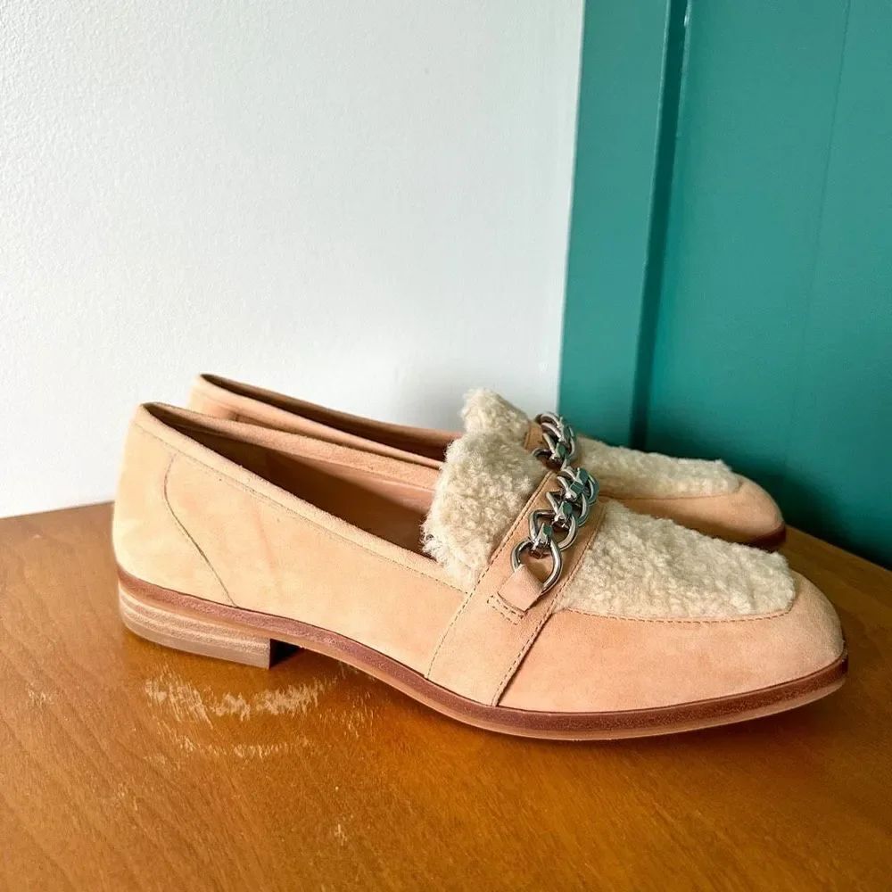 Vince Camuto Women’s Breenan Brown Shearling Upper Chain Link Loafer